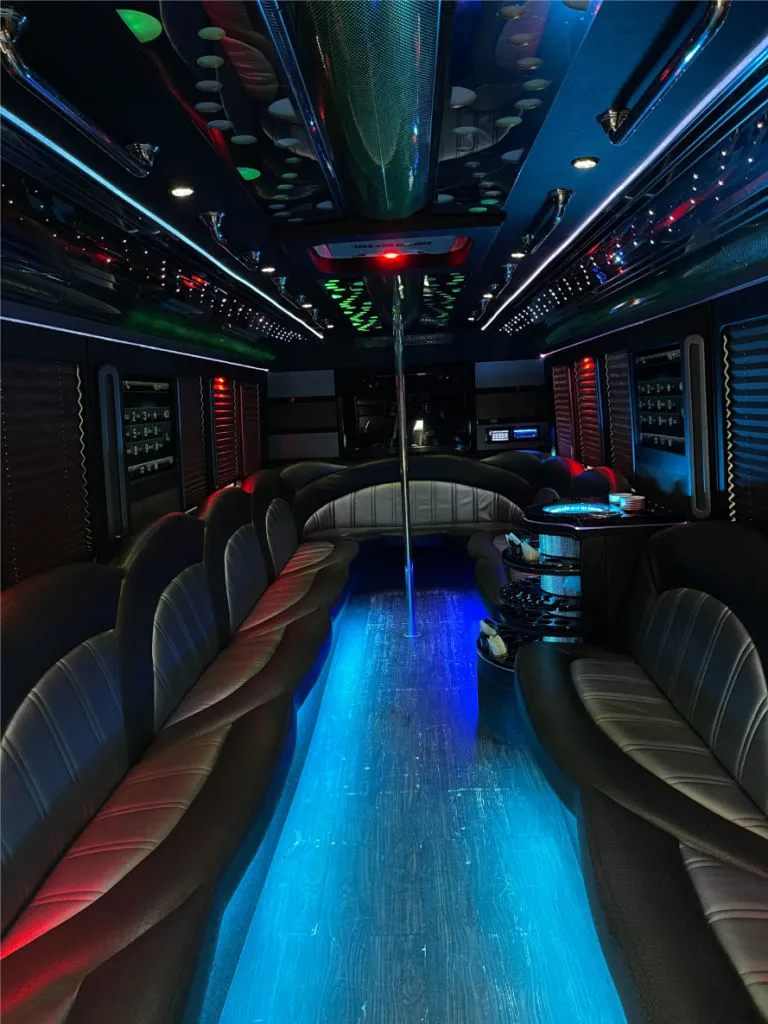 25-passenger-interior-02-768x1024